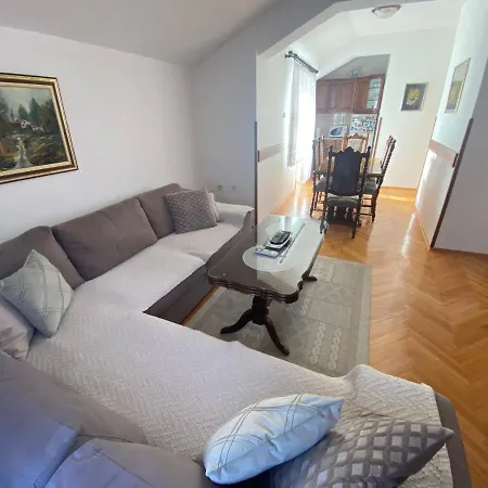 Police Apartment *